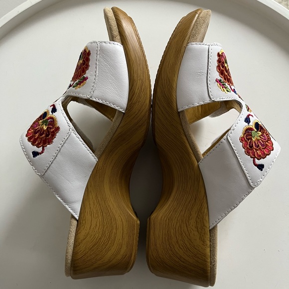Alegria Embroidered Leather Wedge Sandals Size 8-8.5 - Picture 5 of 10